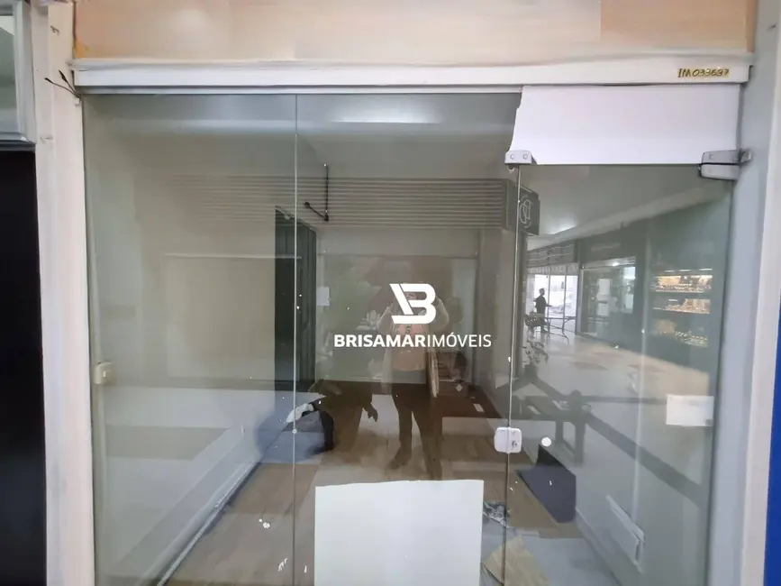 Foto 1 de Loja à venda e para alugar, 82m2 em Guaruja - SP