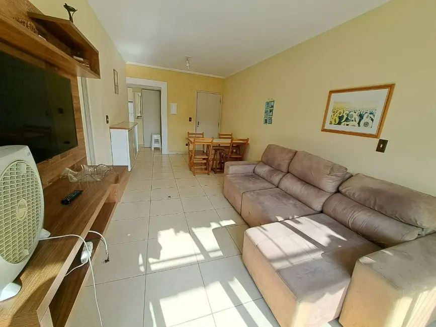 Foto 2 de Apartamento com 3 quartos à venda, 126m2 em Guaruja - SP