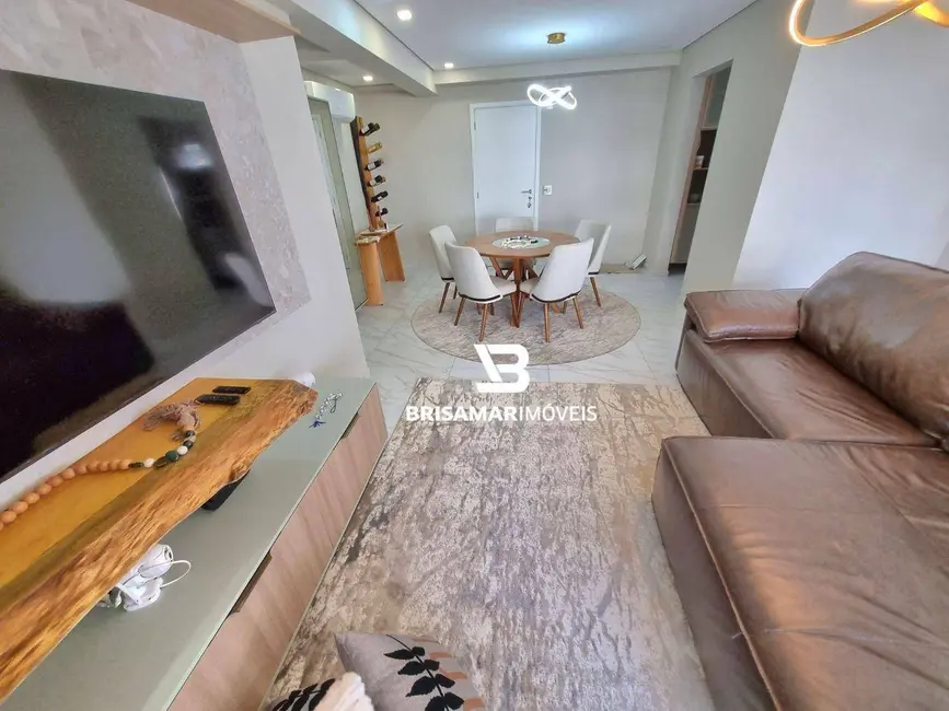 Apartamento com 3 quartos à venda, 142m2 em Barra Funda, Guaruja - SP - imagem 5 Foto 5 de Apartamento com 3 quartos à venda, 142m2 em Barra Funda, Guaruja - SP