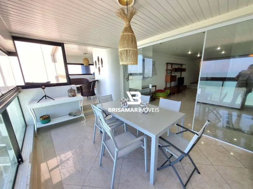 Apartamento com 3 quartos à venda e para alugar, 184m2 em Guaruja - SP - imagem 3 Foto 3 de Apartamento com 3 quartos à venda e para alugar, 184m2 em Guaruja - SP