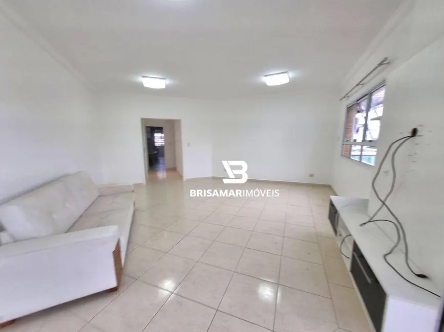 Apartamento com 3 quartos para alugar, 132m2 em Barra Funda, Guaruja - SP - imagem 3 Foto 3 de Apartamento com 3 quartos para alugar, 132m2 em Barra Funda, Guaruja - SP
