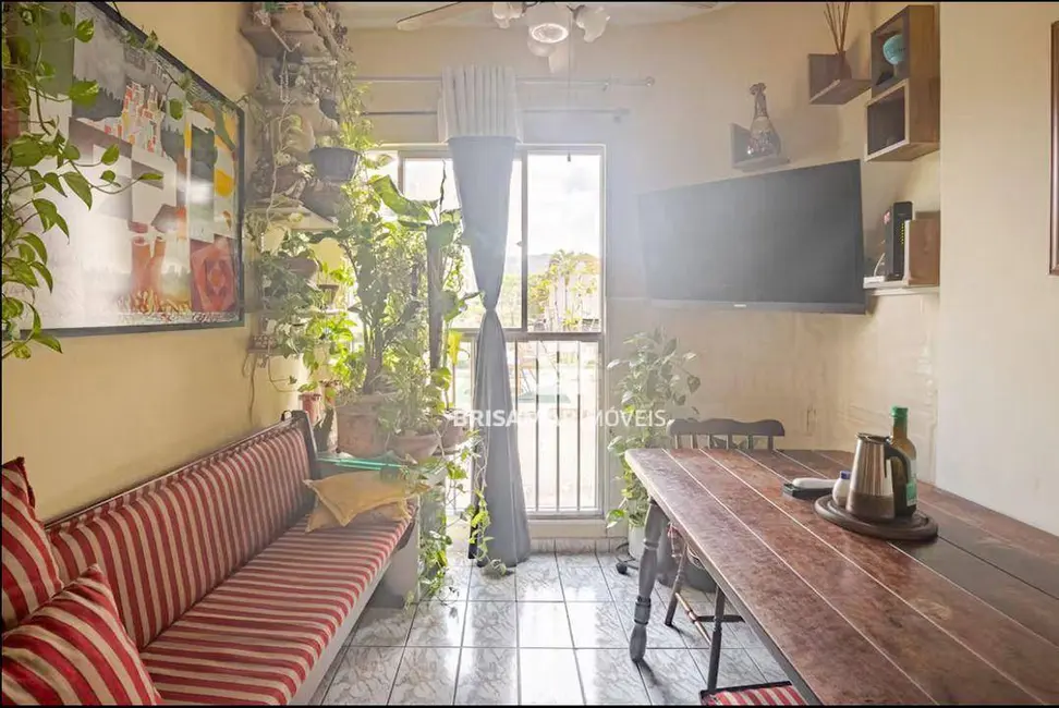 Foto 1 de Apartamento com 2 quartos à venda, 60m2 em Jardim Virgínia, Guaruja - SP