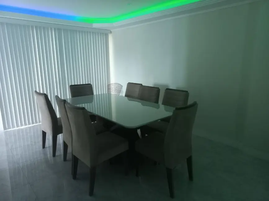 Cobertura com 3 quartos à venda, 317m2 em Vila Alzira, Guaruja - SP - imagem 9 Foto 9 de Cobertura com 3 quartos à venda, 317m2 em Vila Alzira, Guaruja - SP