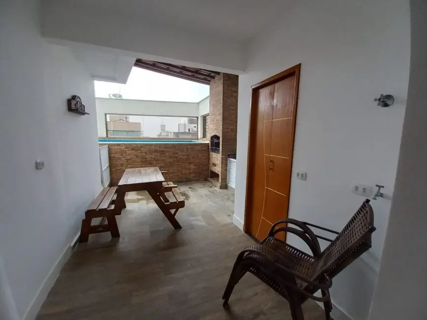 Cobertura com 3 quartos à venda, 317m2 em Vila Alzira, Guaruja - SP - imagem 6 Foto 6 de Cobertura com 3 quartos à venda, 317m2 em Vila Alzira, Guaruja - SP