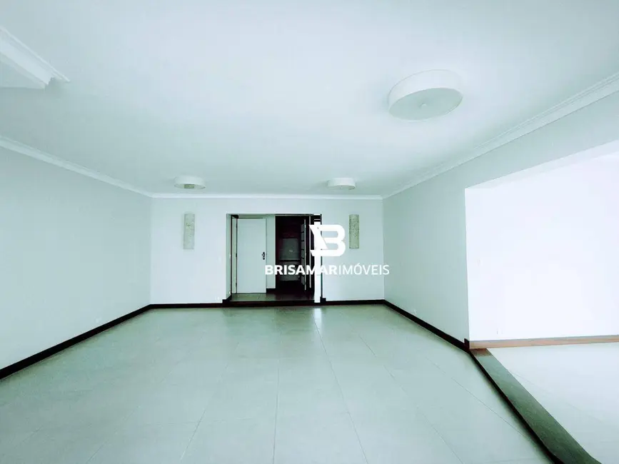 Apartamento com 3 quartos à venda e para alugar, 274m2 em Barra Funda, Guaruja - SP - imagem 4 Foto 4 de Apartamento com 3 quartos à venda e para alugar, 274m2 em Barra Funda, Guaruja - SP