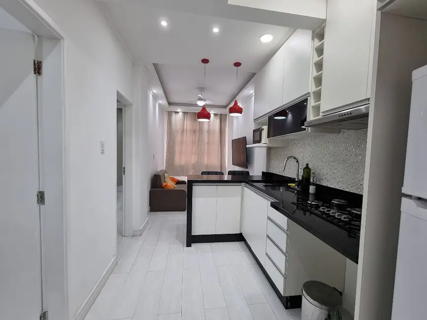 Foto 5 de Apartamento com 1 quarto à venda, 30m2 em Guaruja - SP