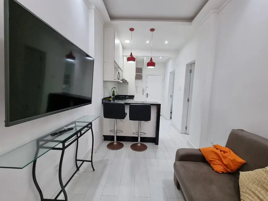 Foto 2 de Apartamento com 1 quarto à venda, 30m2 em Guaruja - SP