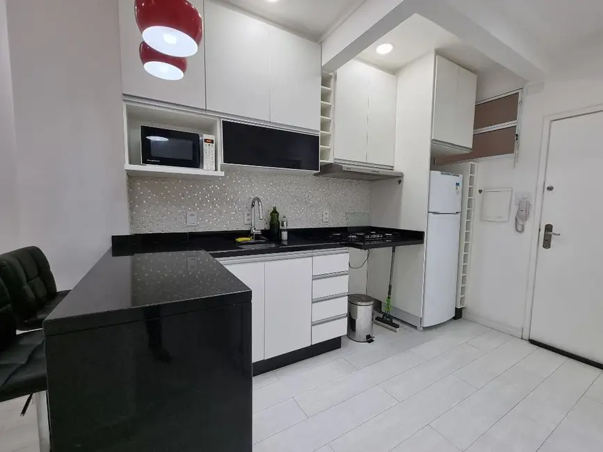 Foto 6 de Apartamento com 1 quarto à venda, 30m2 em Guaruja - SP