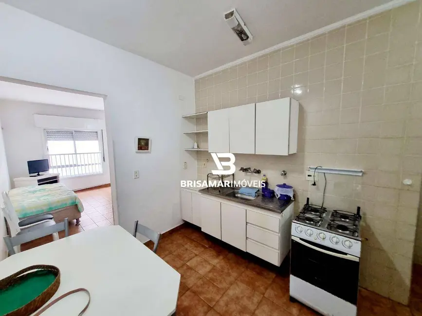 Kitnet com 1 quarto à venda, 30m2 em Guaruja - SP - imagem 9 Foto 9 de Kitnet com 1 quarto à venda, 30m2 em Guaruja - SP