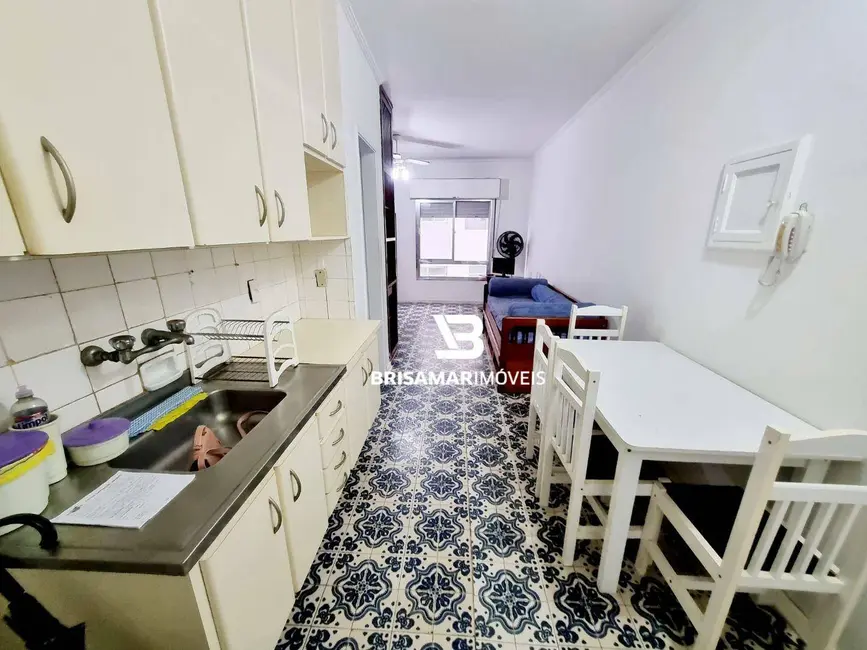 Kitnet com 1 quarto à venda, 30m2 em Guaruja - SP - imagem 9 Foto 9 de Kitnet com 1 quarto à venda, 30m2 em Guaruja - SP