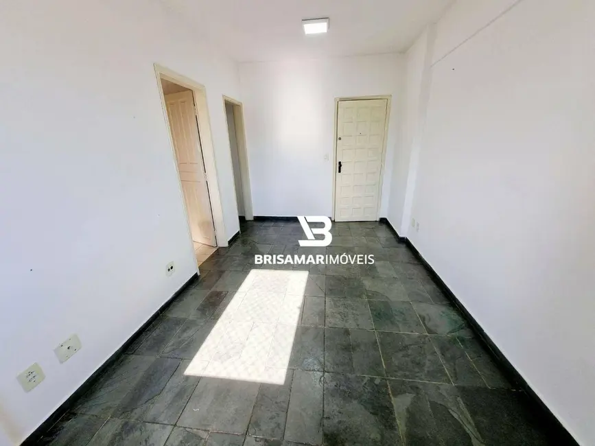 Foto 2 de Apartamento com 1 quarto à venda, 42m2 em Jardim Las Palmas, Guaruja - SP