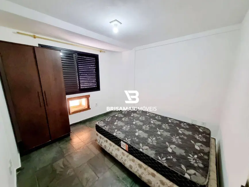 Foto 5 de Apartamento com 1 quarto à venda, 42m2 em Jardim Las Palmas, Guaruja - SP