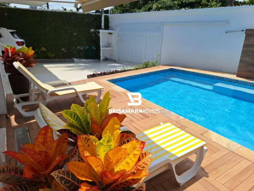 Foto 4 de Casa com 3 quartos à venda, 392m2 em Balneário Praia do Pernambuco, Guaruja - SP