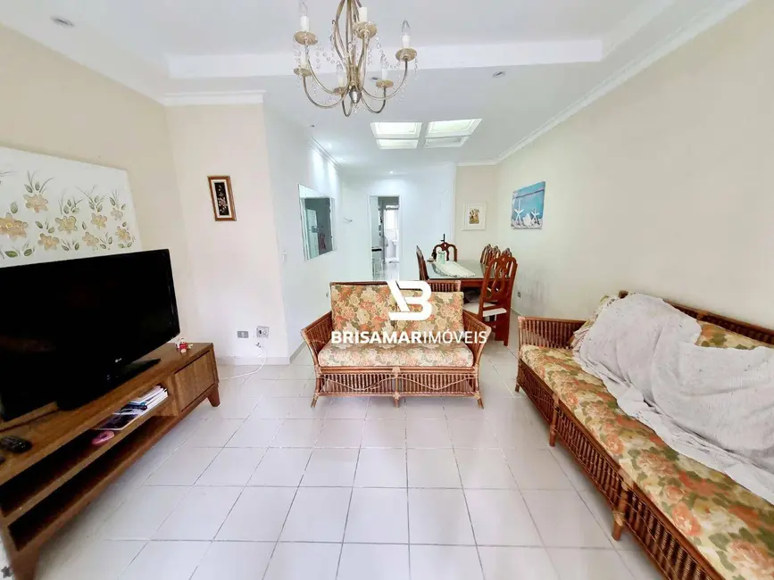 Foto 1 de Apartamento com 3 quartos para alugar, 175m2 em Barra Funda, Guaruja - SP