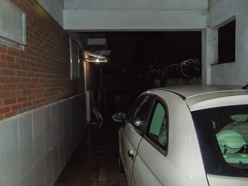 Foto 9 de Casa com 2 quartos à venda, 390m2 em Balneário Praia do Pernambuco, Guaruja - SP