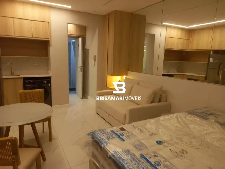 Foto 2 de Kitnet com 1 quarto à venda, 30m2 em Guaruja - SP