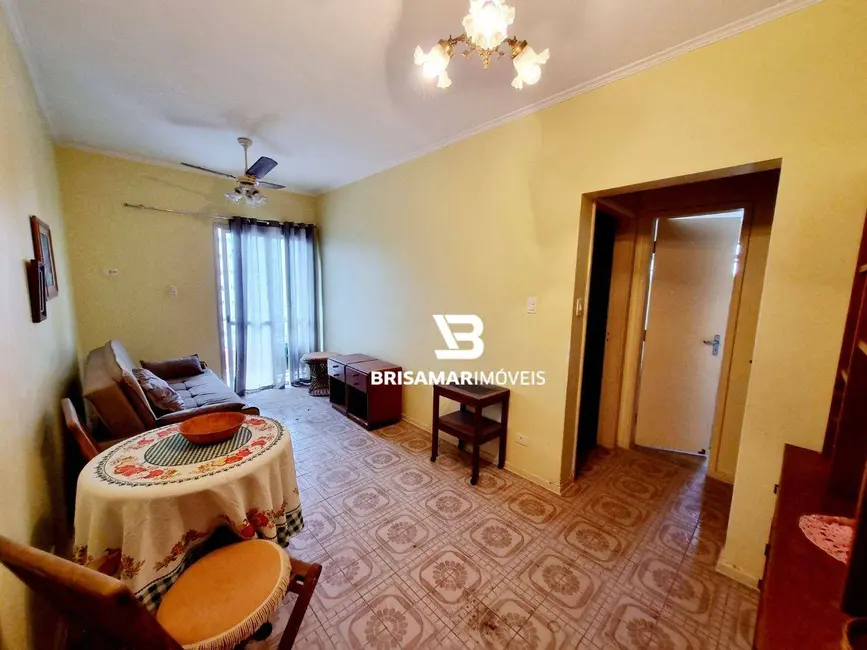 Foto 2 de Apartamento com 1 quarto à venda, 76m2 em Guaruja - SP