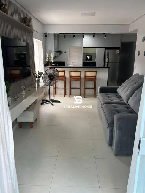 Foto 3 de Sobrado com 2 quartos à venda, 221m2 em Guaruja - SP