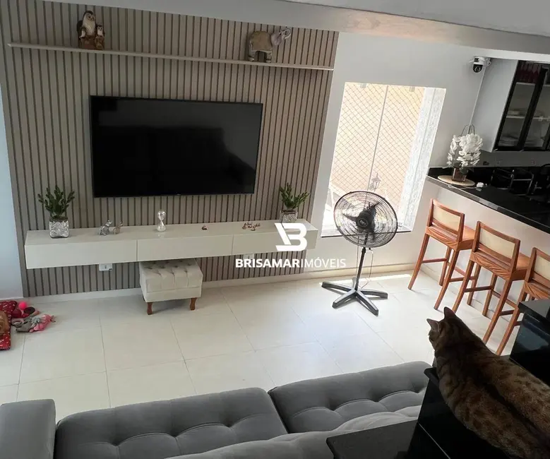 Foto 2 de Sobrado com 2 quartos à venda, 221m2 em Guaruja - SP