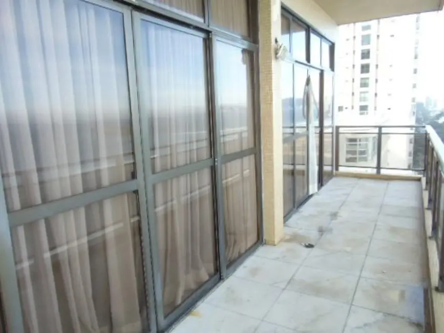 Foto 7 de Apartamento com 3 quartos à venda, 210m2 em Guaruja - SP