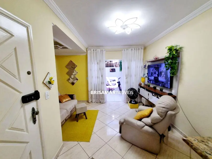 Foto 7 de Sobrado com 2 quartos à venda, 150m2 em Jardim Las Palmas, Guaruja - SP