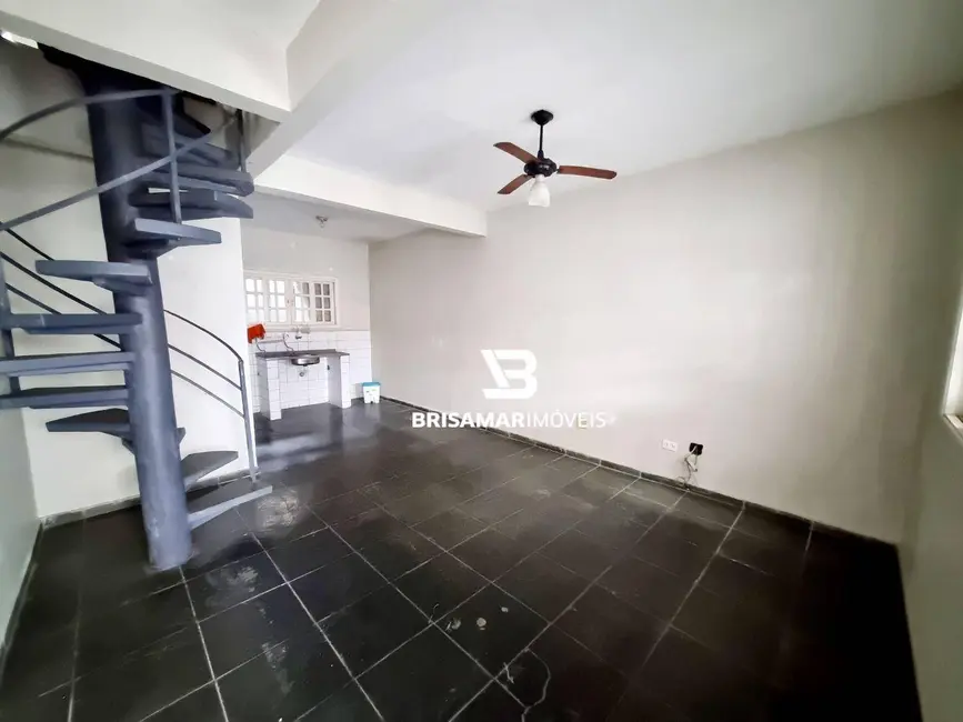 Foto 2 de Sobrado com 2 quartos à venda e para alugar, 100m2 em Guaruja - SP