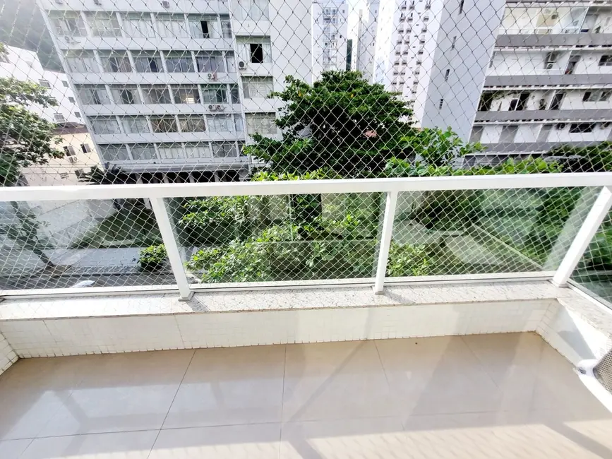Foto 9 de Apartamento com 3 quartos à venda e para alugar, 122m2 em Guaruja - SP