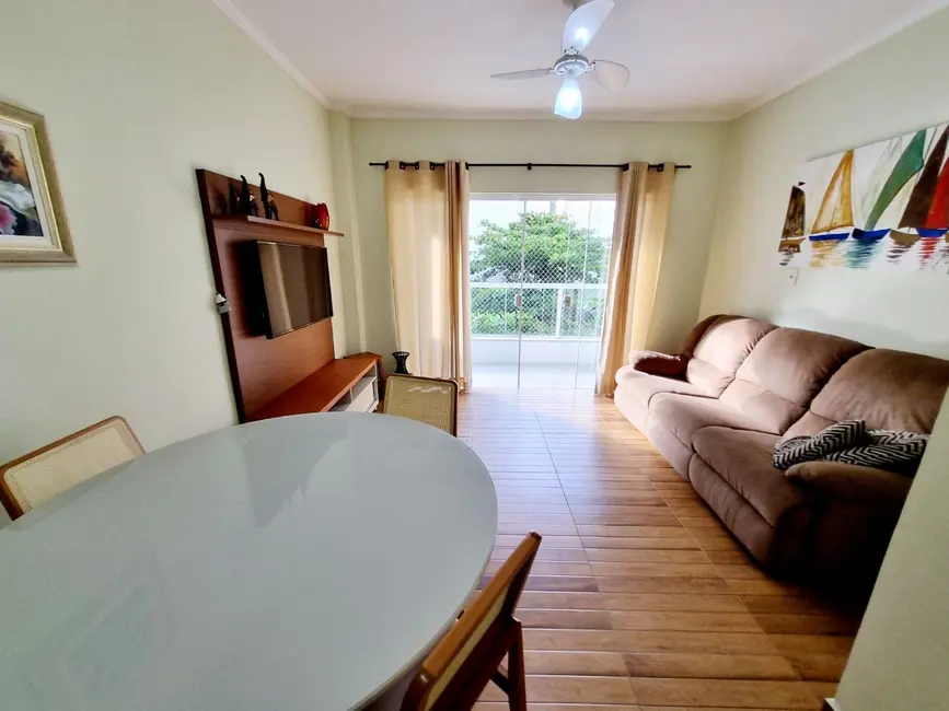 Foto 6 de Apartamento com 3 quartos à venda e para alugar, 122m2 em Guaruja - SP