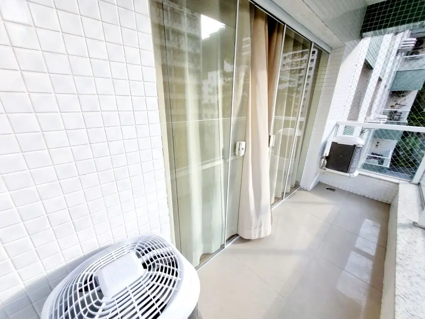 Foto 7 de Apartamento com 3 quartos à venda e para alugar, 122m2 em Guaruja - SP