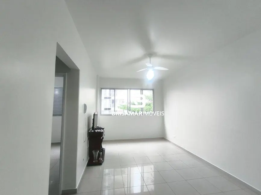 Foto 2 de Apartamento com 1 quarto à venda e para alugar, 57m2 em Guaruja - SP