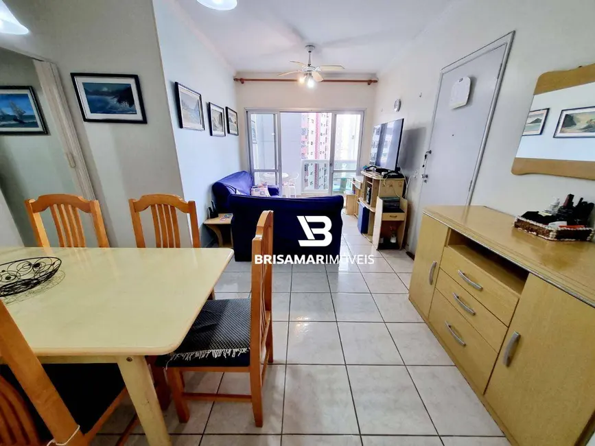 Foto 4 de Apartamento com 3 quartos à venda, 85m2 em Vila Alzira, Guaruja - SP