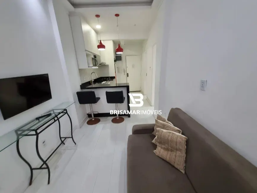 Foto 2 de Apartamento com 1 quarto para alugar, 36m2 em Guaruja - SP