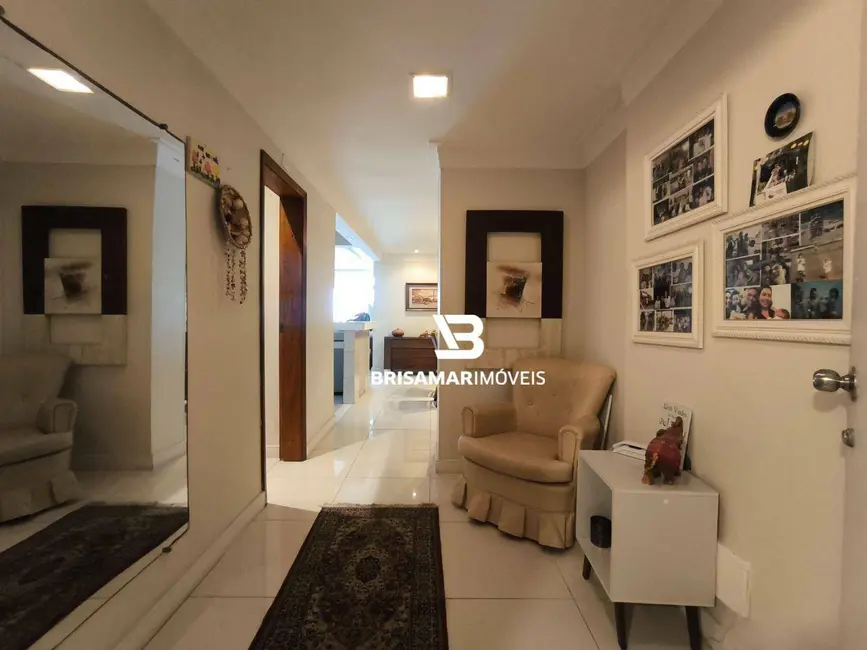 Foto 6 de Apartamento com 3 quartos à venda, 140m2 em Guaruja - SP