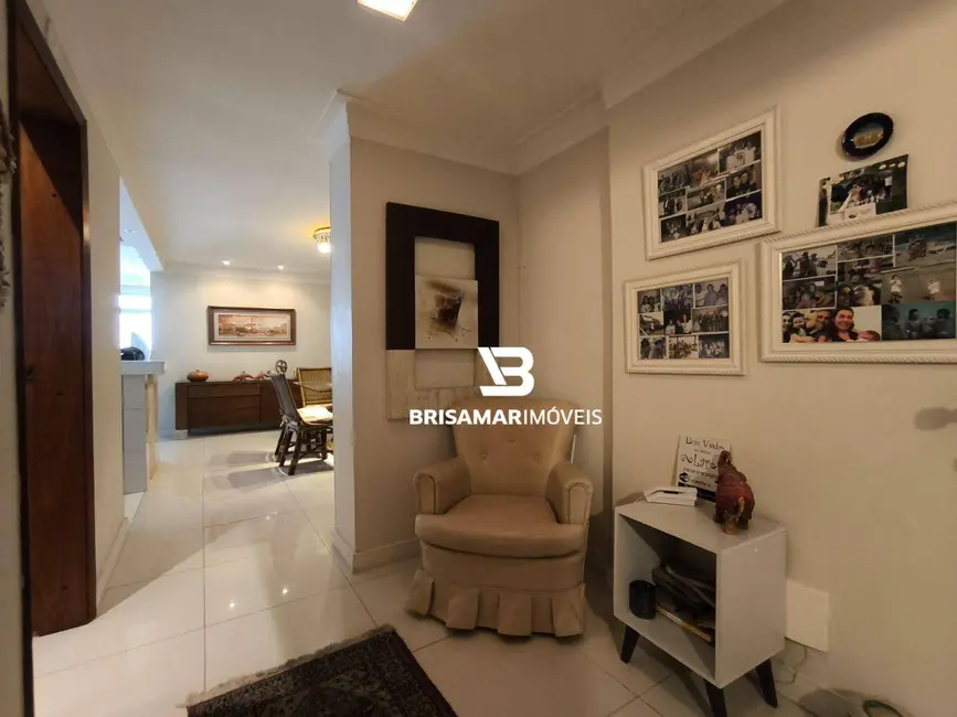 Foto 7 de Apartamento com 3 quartos à venda, 140m2 em Guaruja - SP