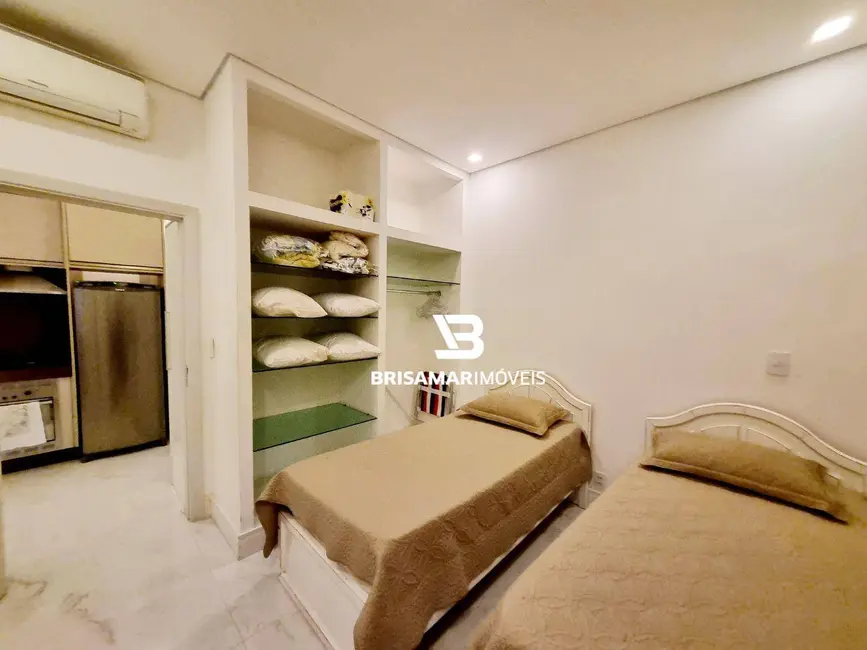 Foto 8 de Apartamento com 1 quarto à venda, 55m2 em Guaruja - SP