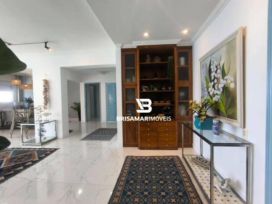 Foto 7 de Apartamento com 4 quartos à venda e para alugar, 210m2 em Guaruja - SP