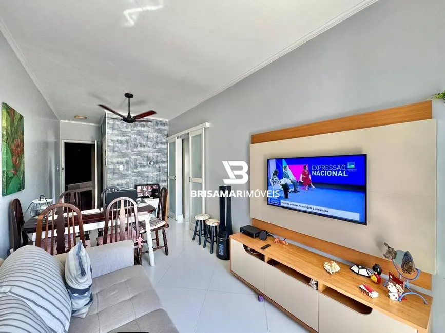 Foto 2 de Apartamento com 1 quarto à venda, 76m2 em Guaruja - SP