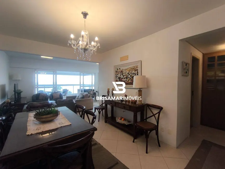 Foto 5 de Apartamento com 3 quartos à venda, 247m2 em Guaruja - SP