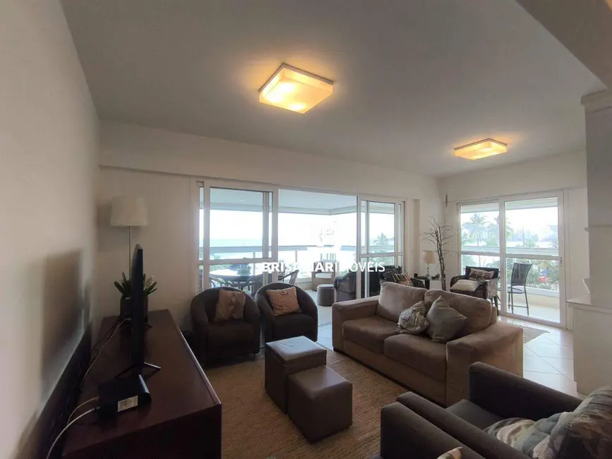 Foto 9 de Apartamento com 3 quartos à venda, 247m2 em Guaruja - SP