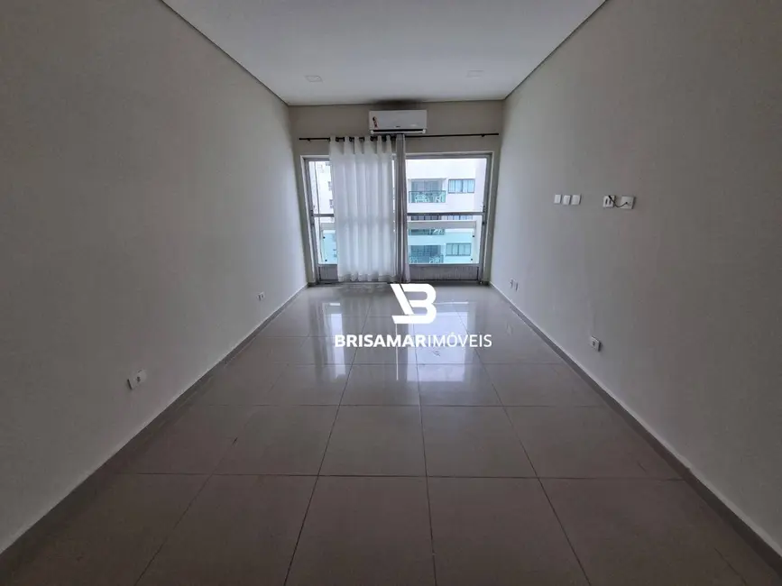 Foto 3 de Apartamento com 3 quartos à venda, 96m2 em Barra Funda, Guaruja - SP