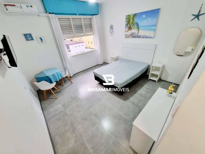 Kitnet com 1 quarto para alugar, 27m2 em Barra Funda, Guaruja - SP - imagem 5 Foto 5 de Kitnet com 1 quarto para alugar, 27m2 em Barra Funda, Guaruja - SP