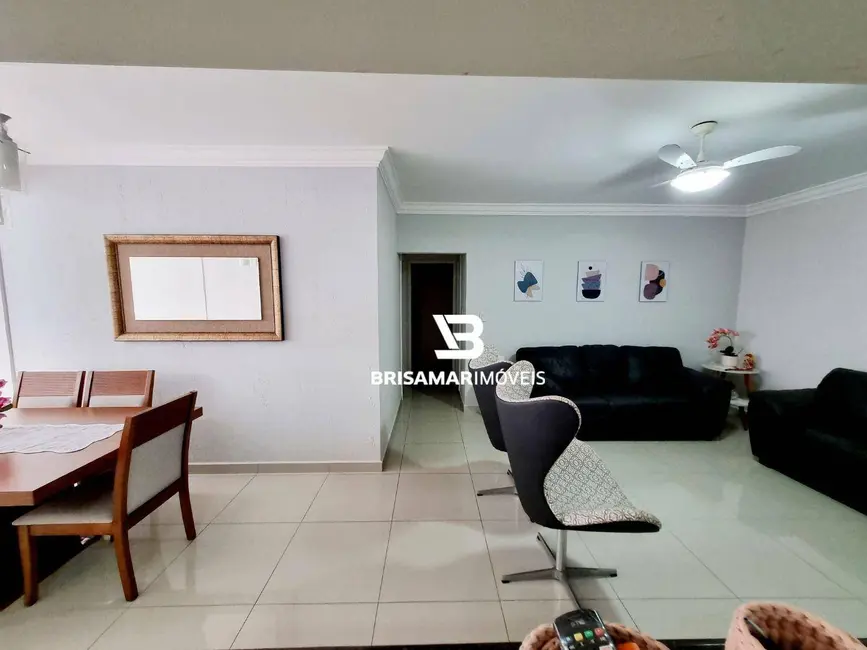 Apartamento com 2 quartos para alugar, 141m2 em Guaruja - SP - imagem 4 Foto 4 de Apartamento com 2 quartos para alugar, 141m2 em Guaruja - SP