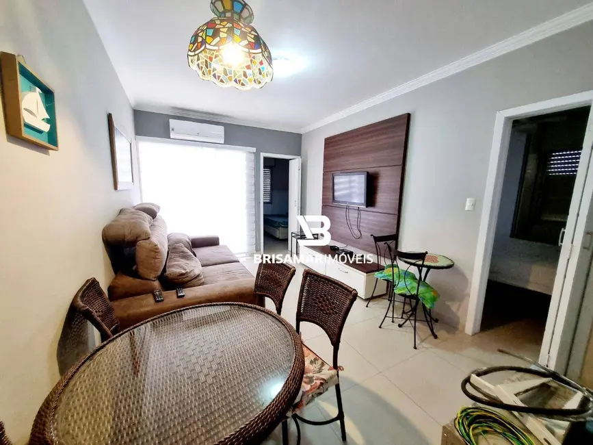 Foto 4 de Apartamento com 2 quartos à venda e para alugar, 72m2 em Barra Funda, Guaruja - SP
