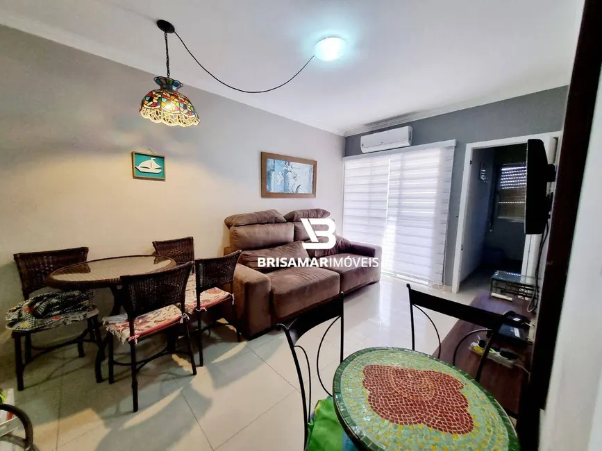 Foto 2 de Apartamento com 2 quartos à venda e para alugar, 72m2 em Barra Funda, Guaruja - SP
