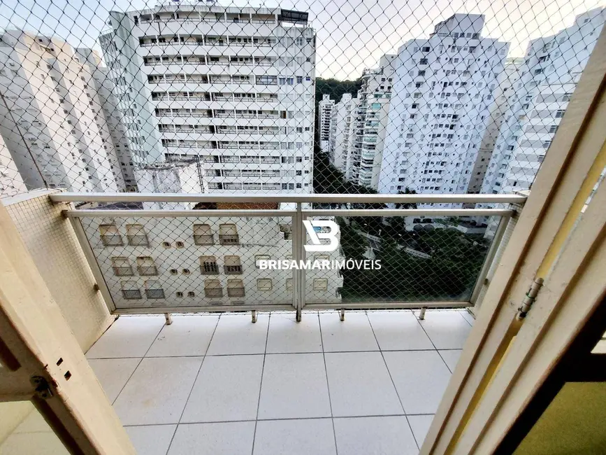 Apartamento com 3 quartos para alugar, 150m2 em Barra Funda, Guaruja - SP - imagem 7 Foto 7 de Apartamento com 3 quartos para alugar, 150m2 em Barra Funda, Guaruja - SP