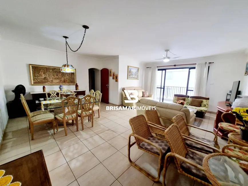 Apartamento com 3 quartos à venda, 252m2 em Guaruja - SP - imagem 4 Foto 4 de Apartamento com 3 quartos à venda, 252m2 em Guaruja - SP
