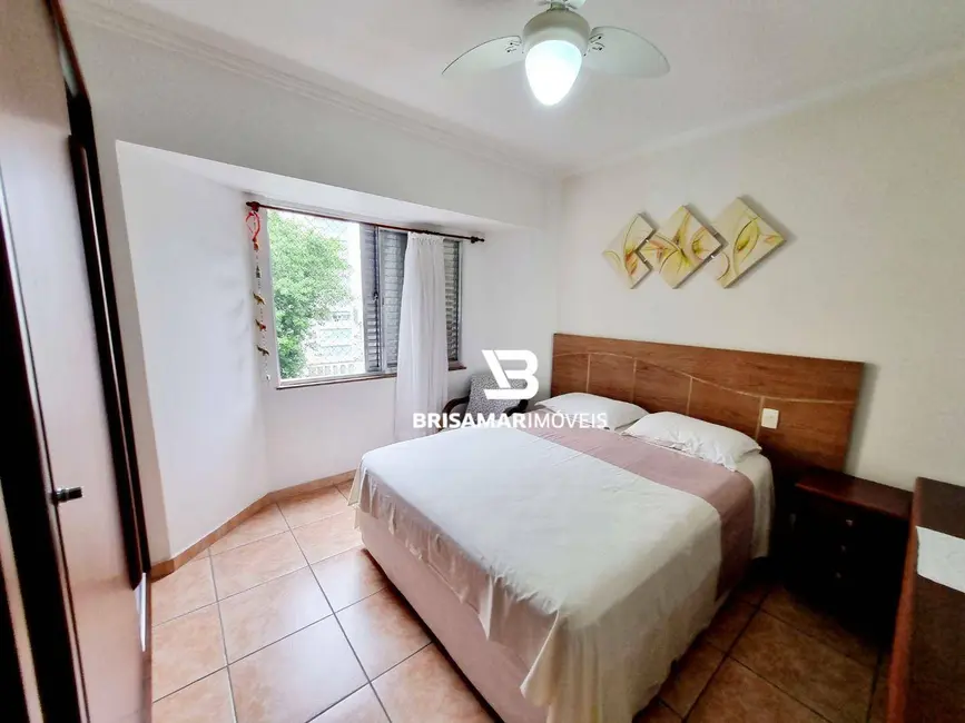 Apartamento com 3 quartos para alugar, 84m2 em Barra Funda, Guaruja - SP - imagem 7 Foto 7 de Apartamento com 3 quartos para alugar, 84m2 em Barra Funda, Guaruja - SP