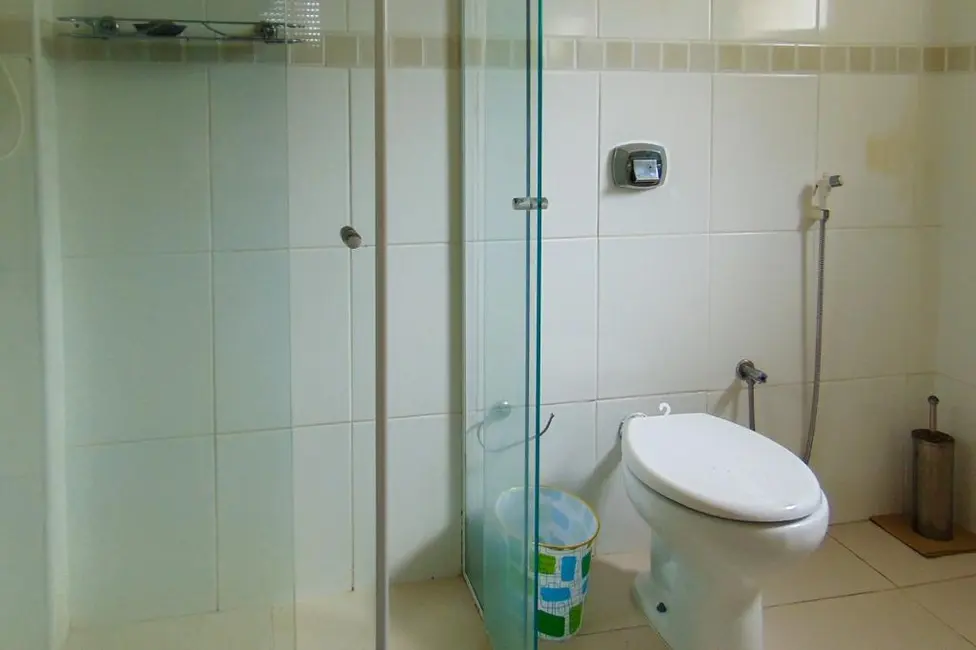 Foto 4 de Apartamento com 4 quartos à venda e para alugar, 130m2 em Barra Funda, Guaruja - SP