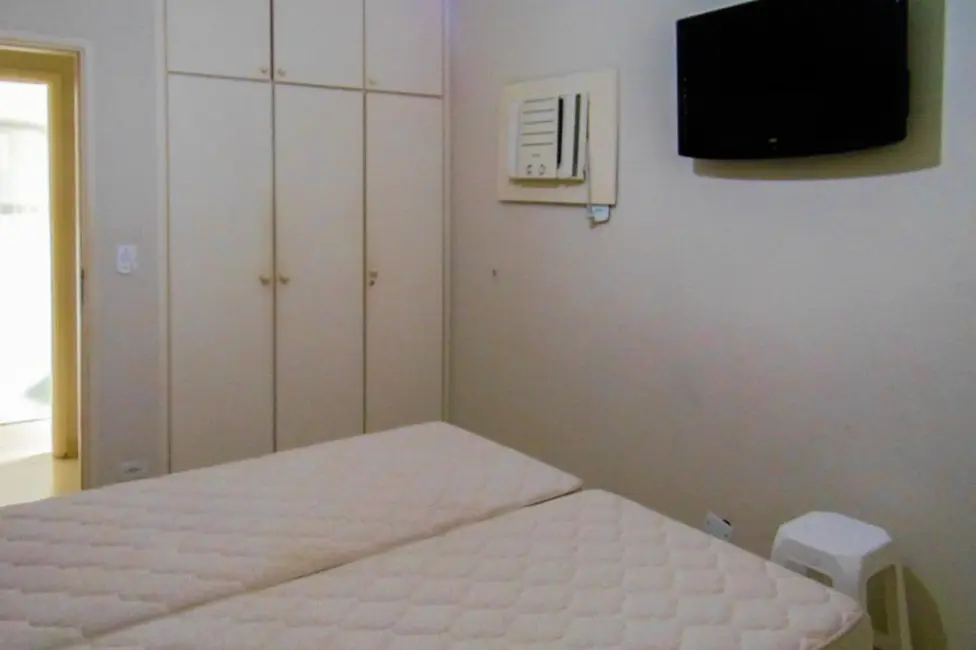 Foto 7 de Apartamento com 4 quartos à venda e para alugar, 130m2 em Barra Funda, Guaruja - SP