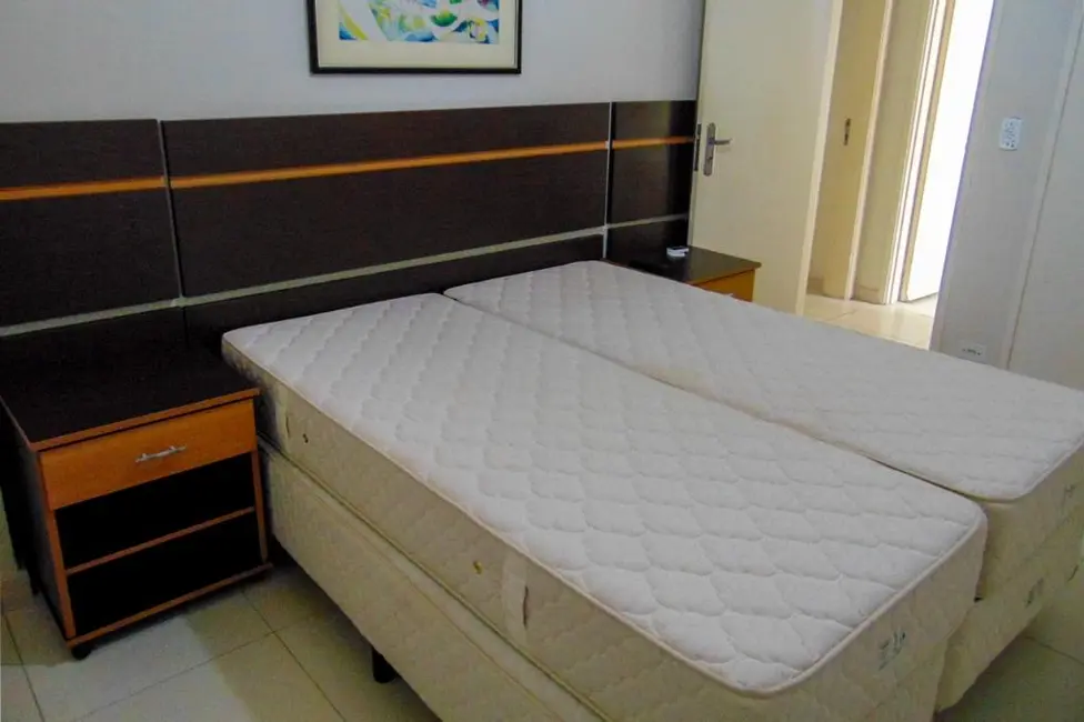 Foto 5 de Apartamento com 4 quartos à venda e para alugar, 130m2 em Barra Funda, Guaruja - SP
